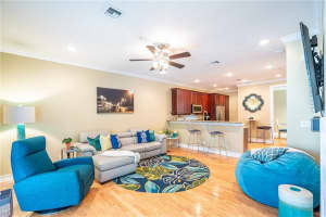 2261 NE 9th Ave, Wilton Manors, FL 33305, Sold 10/01/20