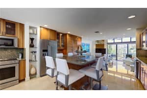 40 Portside Dr #40b, Fort Lauderdale, FL 33316, Sold 11/06/20