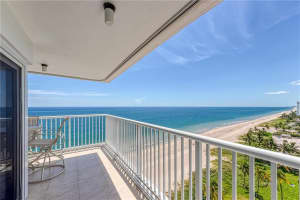 1370 S Ocean Blvd, Pompano Beach, FL 33062, Sold 10/20/20