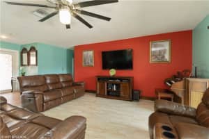 8270 NW 68th Ave, Tamarac, FL 33321, Sold 10/30/20