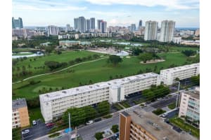 500 NE 14th Ave, Hallandale Beach, FL 33009, Sold 03/16/21