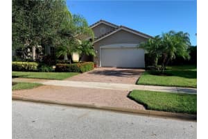 2070 Grey Falcon Cir SW, Vero Beach, FL 32962, Sold 10/21/20