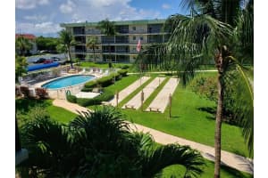806 SE 7th St, Deerfield Beach, FL 33441, Sold 10/05/20