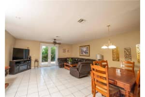 9742 NW 35th St, Coral Springs, FL 33065, Sold 10/21/20