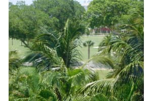 400 NE 14th Ave, Hallandale Beach, FL 33009, Sold 01/08/21