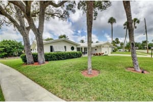 699 W Royal Palm Rd, Boca Raton, FL 33486, Sold 01/14/21