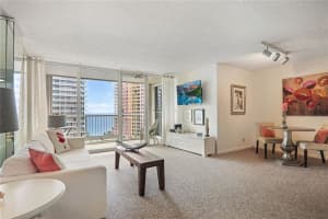 2200 NE 33rd Ave #14f, Fort Lauderdale, FL 33305, Sold 10/15/20