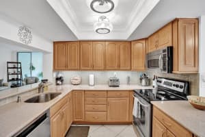 1831 Sabal Palm Dr, Davie, FL 33324, Sold 10/20/20