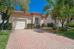 1219 NW 192nd Way, Pembroke Pines, FL 33029, Sold 10/15/20