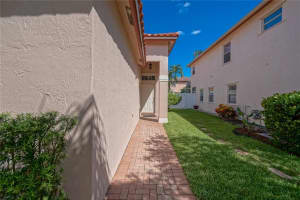 1219 NW 192nd Way, Pembroke Pines, FL 33029, Sold 10/15/20