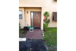 6854 NW 173rd Dr, Hialeah, FL 33015, Sold 11/20/20
