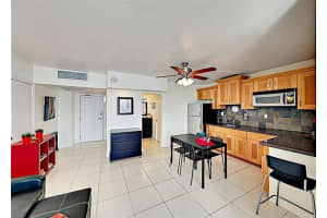 4040 Galt Ocean Dr, Fort Lauderdale, FL 33308, Sold 12/01/20