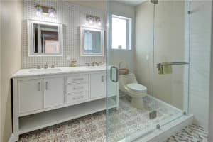 2050 NE 203rd St, Miami, FL 33179, Sold 11/20/20