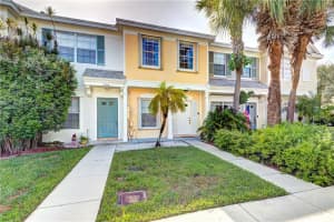 7735 Sanibel Dr, Tamarac, FL 33321, Sold 11/12/20