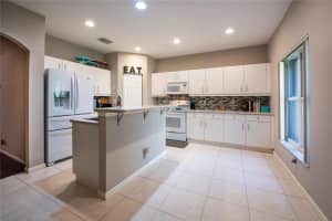 307 Spruce St, Boynton Beach, FL 33426, Sold 11/30/20