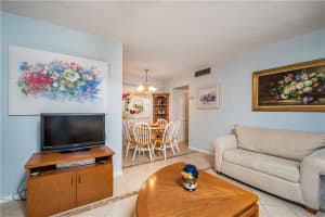 1550 N 12th Ct #7a, Hollywood, FL 33019, Sold 03/18/21
