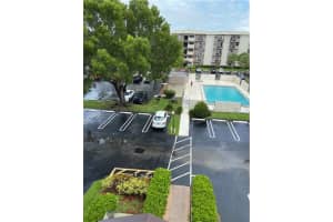2771 Riverside Dr, Coral Springs, FL 33065, Sold 10/16/20