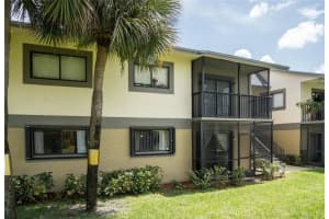 523 Trace Cir, Deerfield Beach, FL 33441, Sold 12/09/20