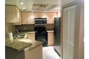 2131 SE 10th Ave, Fort Lauderdale, FL 33316, Sold 02/12/21