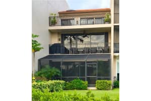 5986 Paradise Point Dr, Palmetto Bay, FL 33157, Sold 01/29/21