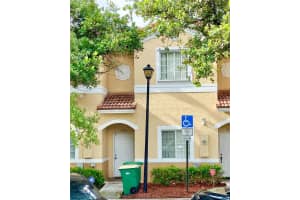 7925 Tuscany Ct, Tamarac, FL 33321, Sold 11/06/20