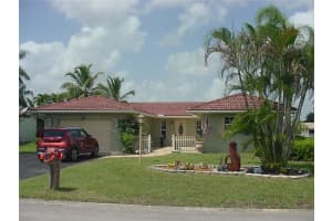 10201 NW 70th St, Tamarac, FL 33321, Sold 12/04/20