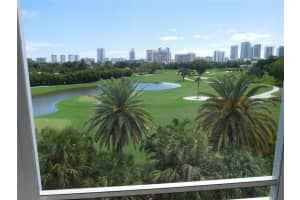 700 NE 14th Ave, Hallandale Beach, FL 33009, Sold 10/20/20