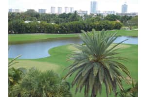 700 NE 14th Ave, Hallandale Beach, FL 33009, Sold 10/20/20