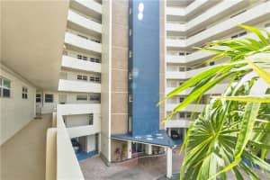 710 N Ocean Blvd, Pompano Beach, FL 33062, Sold 10/08/20