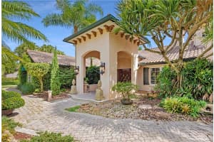 11872 Oak Leaf Dr, Davie, FL 33330, Sold 11/20/20