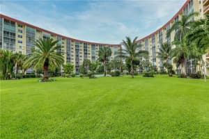 2731 NE 14th Street Causeway, Pompano Beach, FL 33062, Sold 11/12/21