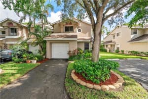 2117 Discovery Cir W, Deerfield Beach, FL 33442, Sold 11/02/20