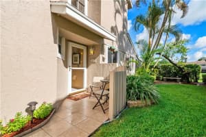 2117 Discovery Cir W, Deerfield Beach, FL 33442, Sold 11/02/20