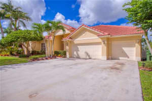 2555 Fairways Dr, Homestead, FL 33035, Sold 04/19/21