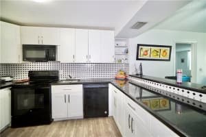 3195 Foxcroft Rd F214, Miramar, FL 33025, Sold 10/26/20