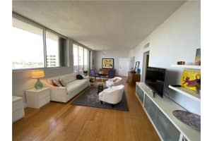 800 West Ave, Miami Beach, FL 33139, Sold 12/08/20