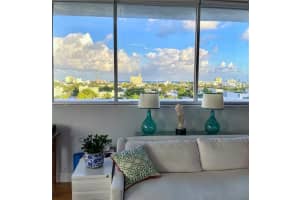 800 West Ave, Miami Beach, FL 33139, Sold 12/08/20