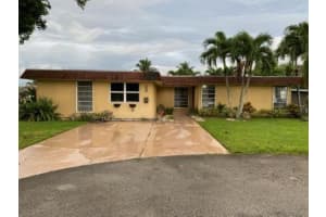 7001 NW 63rd St, Tamarac, FL 33321, Sold 01/29/21