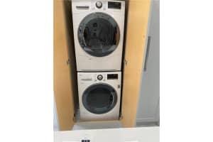 8424 NW 139th Terrace, Hialeah, FL 33016, Sold 12/07/20