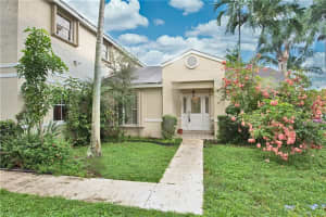 4000 SW 72nd Terrace, Davie, FL 33314, Sold 05/10/21
