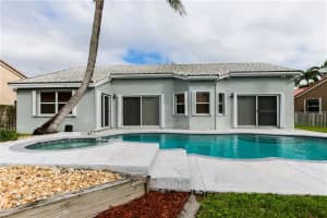 19876 SW 7th Pl, Pembroke Pines, FL 33029, Sold 12/04/20