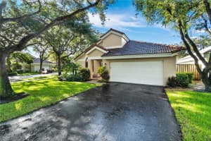 9700 NW 18th Pl, Plantation, FL 33322, Sold 11/18/20