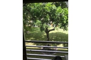 225 Lakewood Cir, Margate, FL 33063, Sold 10/09/20