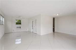 1060 SE 14th Pl #16a, Fort Lauderdale, FL 33316, Sold 11/13/20
