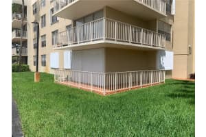 13100 SW 92nd Ave a103, Miami, FL 33176, Sold 01/29/21