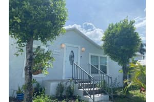 21441 NW 7th Ct, Pembroke Pines, FL 33029, Sold 11/24/20