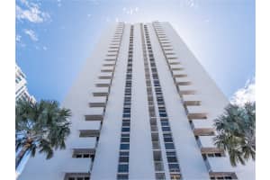 1370 S Ocean Blvd, Pompano Beach, FL 33062, Sold 01/11/21