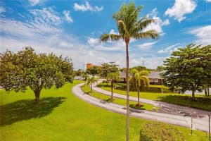 608 NE 2nd St, Dania Beach, FL 33004, Sold 01/25/21