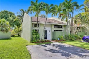 2800 S Oakland Forest Dr, Oakland Park, FL 33309, Sold 11/10/20