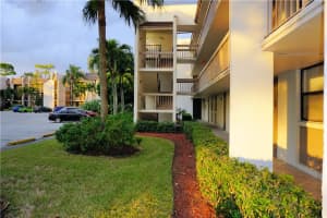 8409 Forest Hills Dr, Coral Springs, FL 33065, Sold 12/17/20